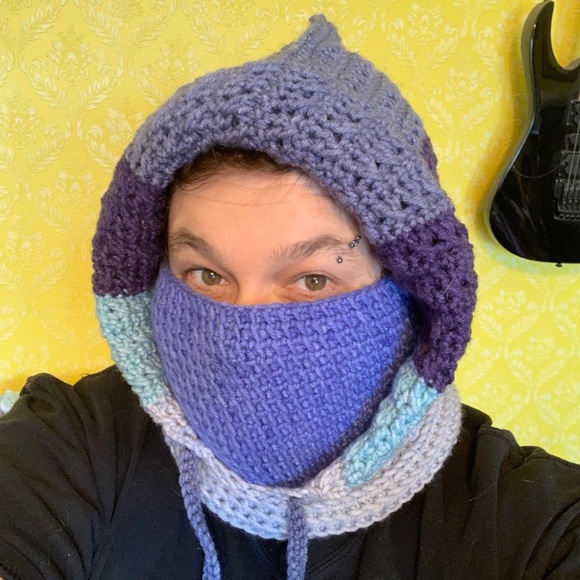 Meet your Posher, Melanie - Picture 2 of 2